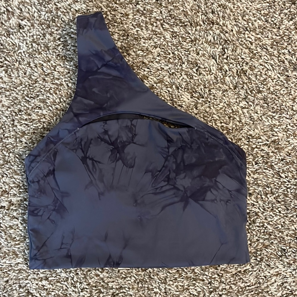 Alphalete one shoulder sports bra